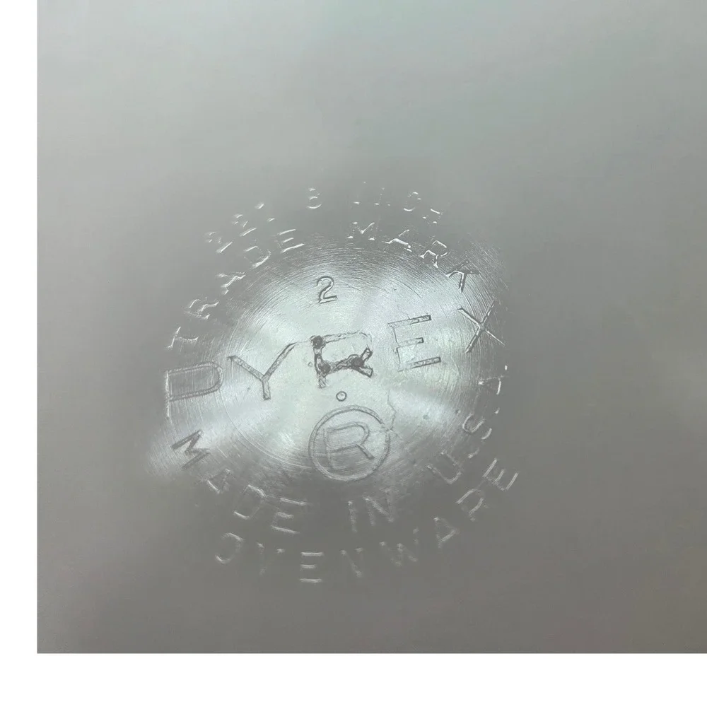 Pyrex vintage 221